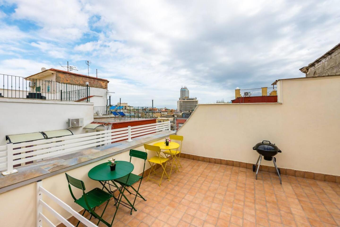Hotel Terrazza Terzo Cardine Neapel Zimmer foto